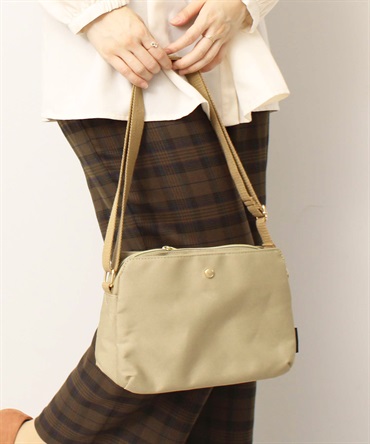 【バッグ】すっきり 収納 ショルダーバッグ