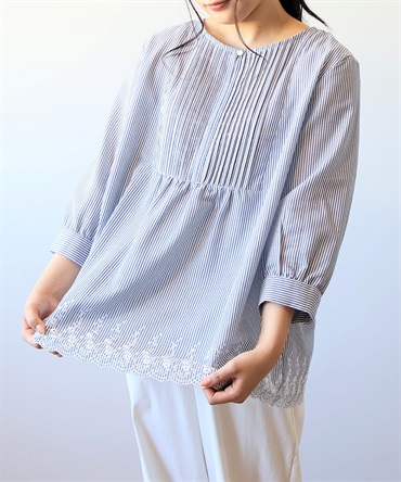 【LL～６L】【WEB&一部店舗】 フロント ピンタック 刺しゅう ブラウス(71コンST-４Ｌ-0342661-71-040)