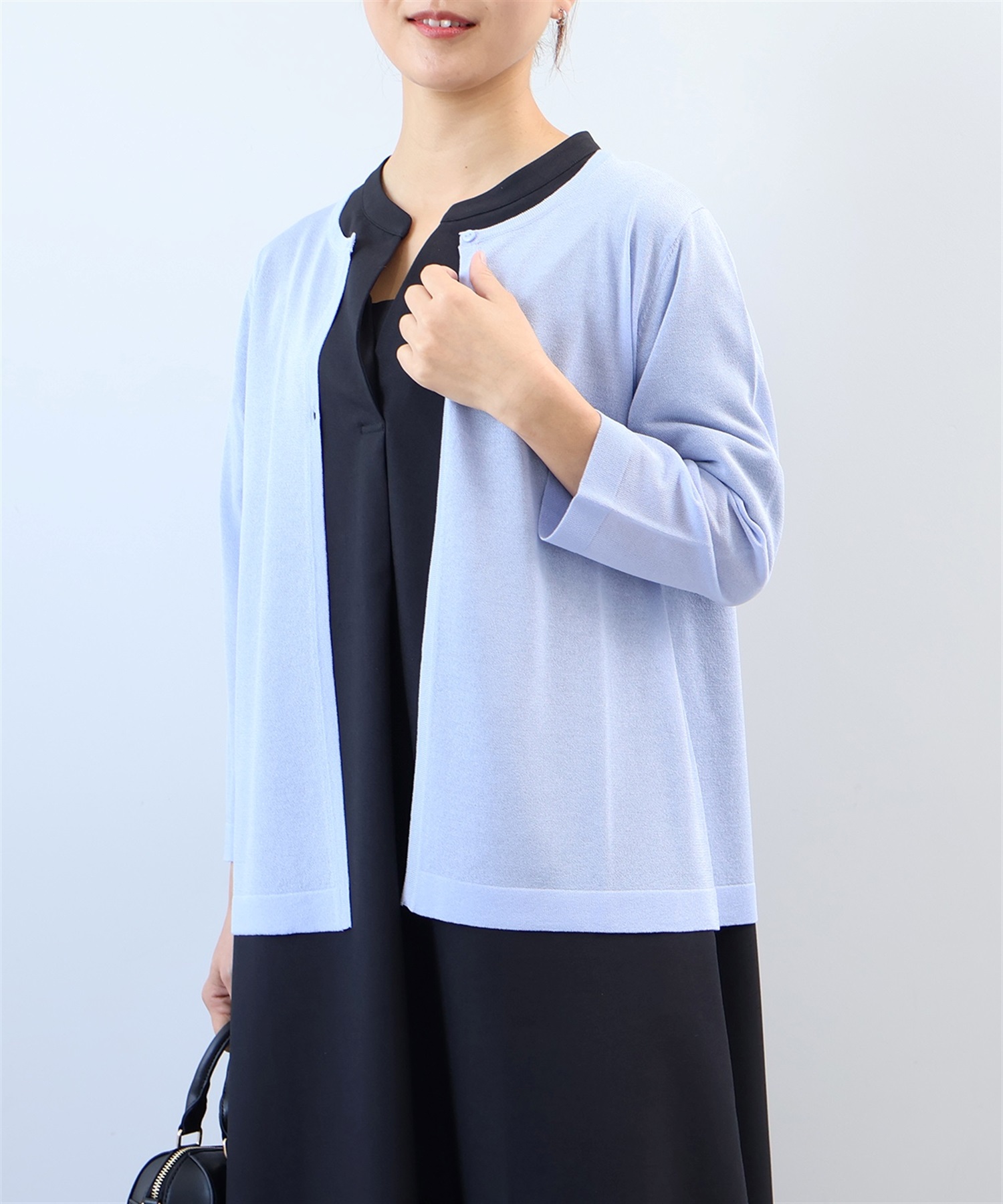 【L～５L】【接触冷感】　シャイニーヤーン クルーネック カーディガン