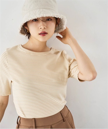 【無地＆ボーダー6色展開】袖ロゴ刺繍 リブTシャツ
